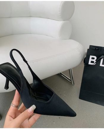 Décolleté slingback nere in tessuto