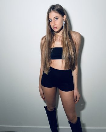 Completo top e shorts neri