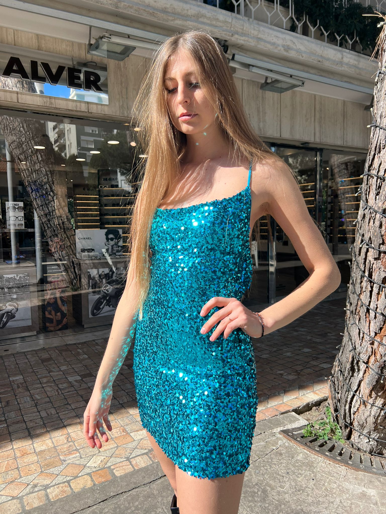 Abitino color tiffany con paillettes