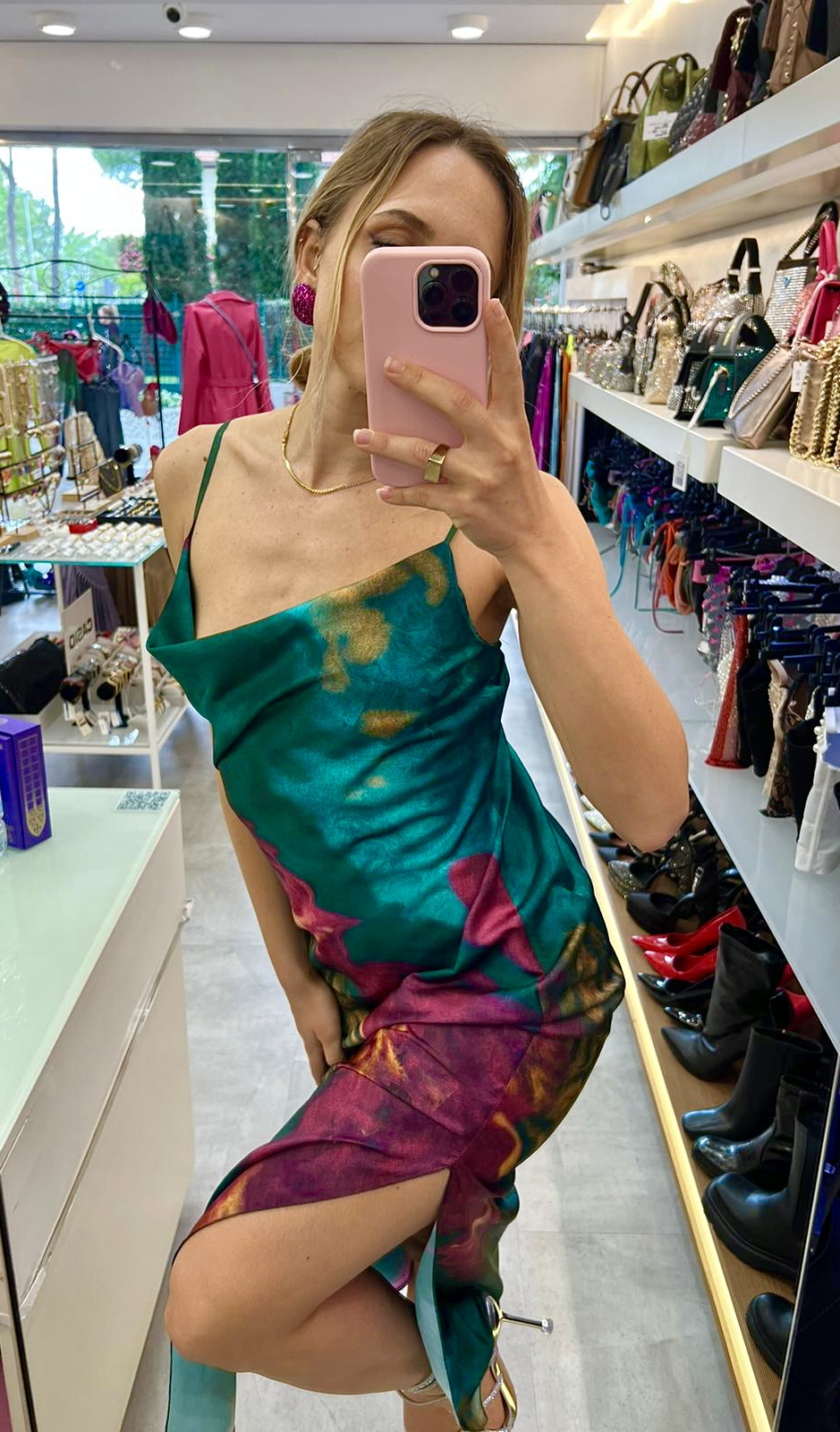 Abito lungo tie dye base verde smeraldo