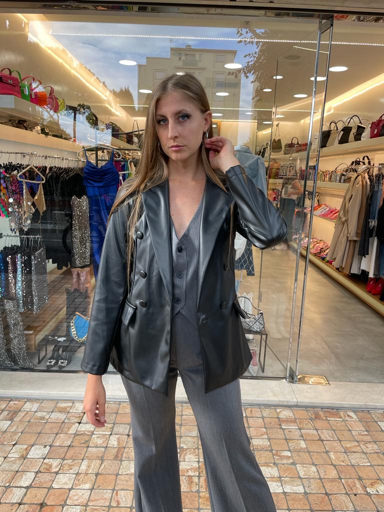 Blazer in ecopelle a doppio petto nero