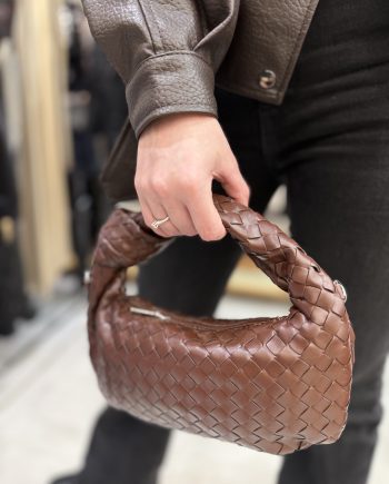 Borsa morbida intrecciata con nodo misura piccola