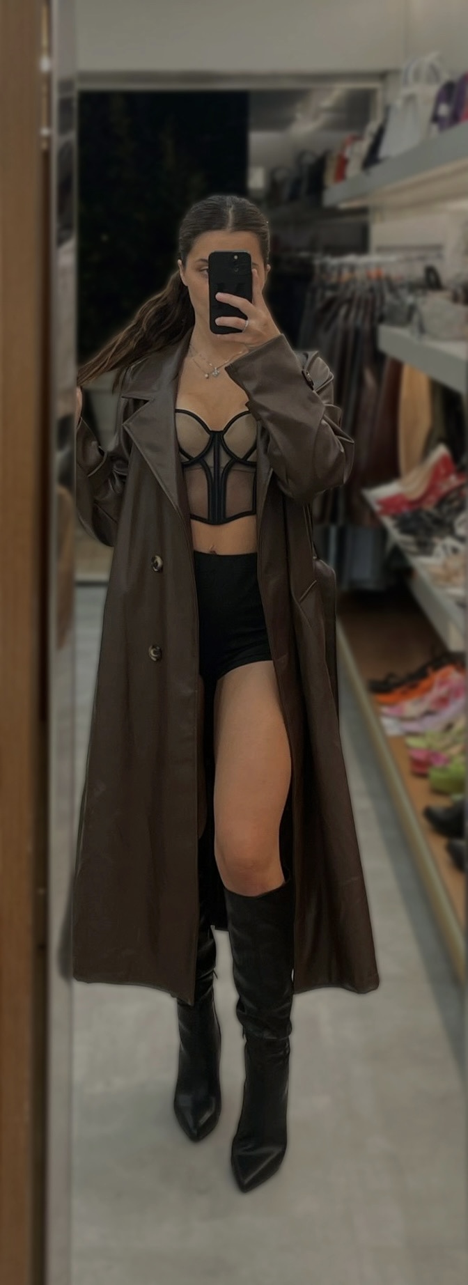 Trench in ecopelle marrone scuro