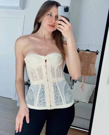 Top a bustino lungo beige/crema con ganci frontali e lacci posteriori